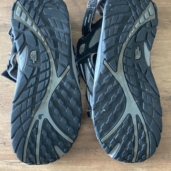 THE NORTH FACE Hiking Sandals | High Tracktion | Buckle | Men's 10 - Picture 9 of 10